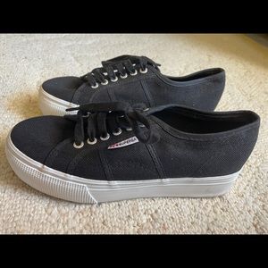 Black Supergas, size 8 1/2 Women’s